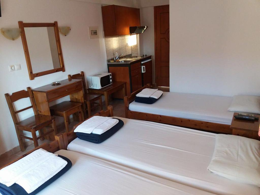Hotel Kosmas Sarti Eksteriør billede